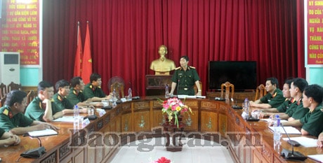 Đoàn công tác Bộ Tư lệnh Quân khu IV thăm và làm việc tại Sư đoàn 324