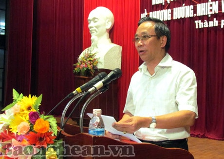 Thảo luận giải pháp thực hiện thắng lợi Nghị quyết số 26-NQ/TƯ của Bộ Chính trị về Nghệ An