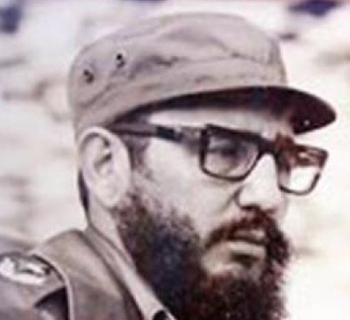 Ra mắt cuốn sách ảnh Fidel Castro - Quảng Trị một ngày lịch sử 1973