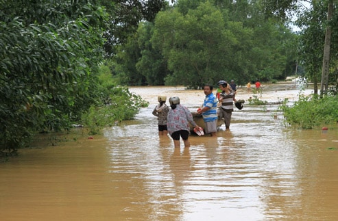 Sơ tán hơn 6.000 người dân tránh lũ