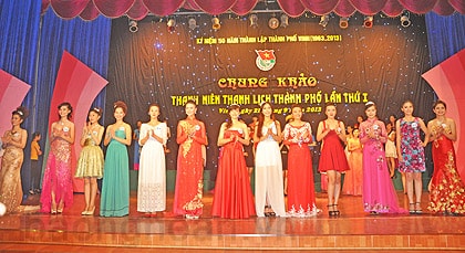 Thành đoàn Vinh: Chung khảo hội thi thanh niên thanh lịch thành phố lần thứ I