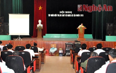 Tập huấn điều tra, rà soát hộ nghèo, cận nghèo