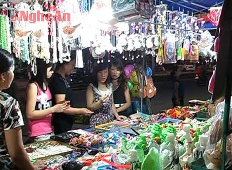 Cần khuyến khích phát triển sản phẩm lưu niệm