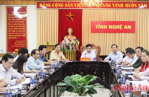 Tăng cường thực hiện các giải pháp trọng tâm bảo đảm trật tự ATGT