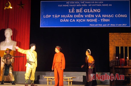 Bế giảng lớp tập huấn diễn viên, nhạc công Dân ca kịch Nghệ Tĩnh
