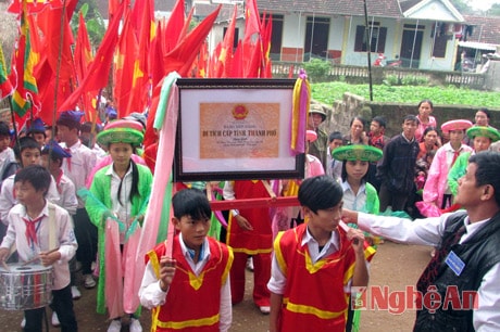 Đón Bằng công nhận di tích lịch sử cấp tỉnh chùa Giai