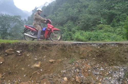 Thạch Ngàn (Con Cuông) – nhiều tuyến đường bị sạt lở nghiêm trọng