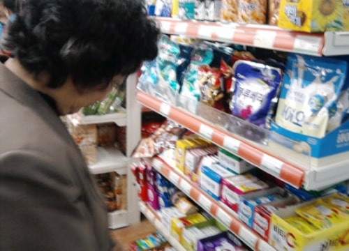 Bỏ hàng Tàu, giá đắt gấp ba vẫn mua đồ Hàn