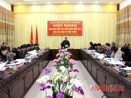 Giao ban công tác tuyên giáo cụm các Đảng ủy trực thuộc