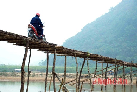 Nỗi buồn cầu tạm