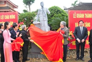 Khánh thành 4 tượng Đại tướng Nguyễn Chí Thanh tại quê nhà