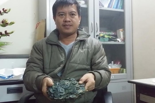 Phát hiện hũ tiền cổ ở xã Hưng Đông - TP Vinh