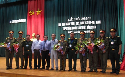 Đưa Luật Giáo dục quốc phòng và an ninh vào cuộc sống