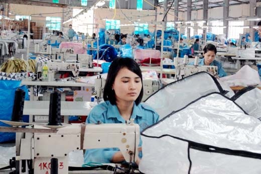 Nâng lương trước thời hạn cho người lập thành tích xuất sắc