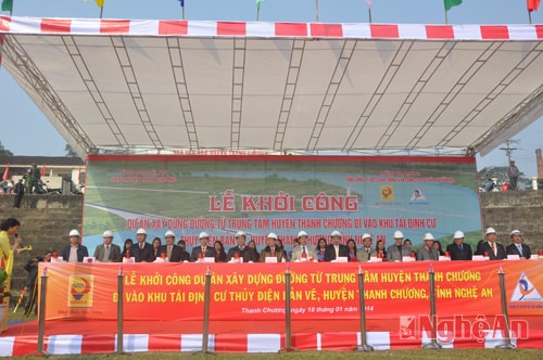 Khởi công xây dựng đường vào khu tái định cư thủy điện Bản Vẽ