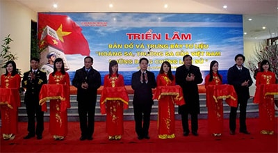 Khai mạc Triển lãm tư liệu Hoàng Sa, Trường Sa là của Việt Nam