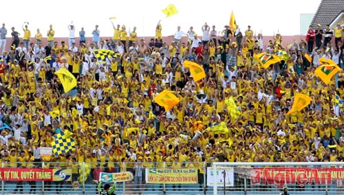 Nhuộm vàng sân Chi Lăng