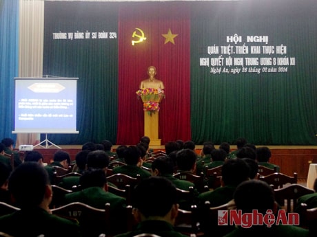 Quán triệt, triển khai thực hiện Nghị quyết Trung ương 8 (khóa XI)