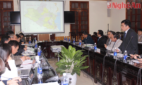 Tìm giải pháp thực hiện thắng lợi NQ26 của Bộ Chính trị về Nghệ An