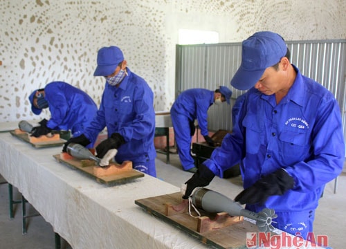 Sư đoàn 324: Gắn công tác ATVSLĐ-PCCN  với phong trào xanh sạch, đẹp