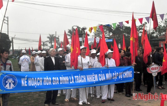 Thị xã Cửa Lò phát động chiến dịch dân số năm 2014