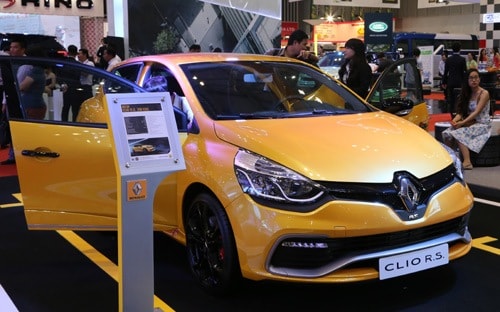 Đầu năm nhập khẩu hơn 10.000 ôtô nguyên chiếc