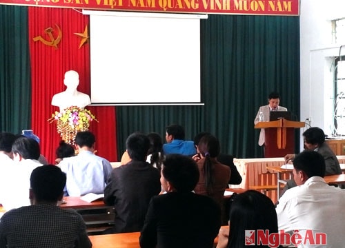 TX Hoàng Mai: Khai giảng lớp Sơ cấp lý luận chính trị - Khóa I