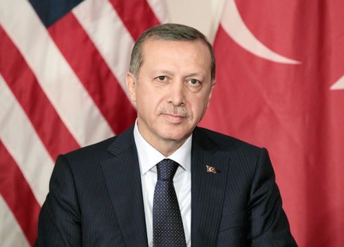 Thủ tướng Thổ Nhĩ Kỳ cam kết "quét sạch kẻ thù"