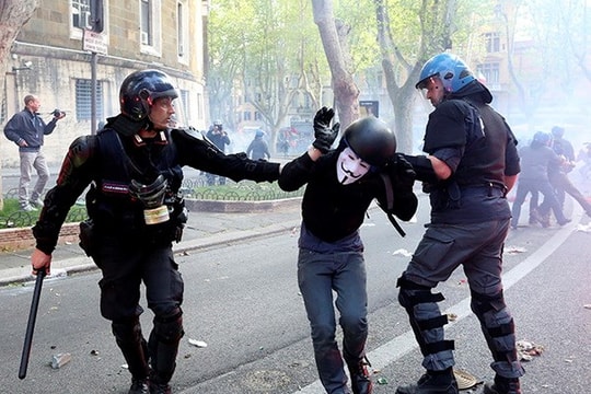 Italy: Thủ đô Rome tê liệt vì biểu tình chống chính phủ