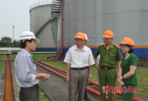Giám sát công tác phòng, chữa cháy tại Công ty Xăng dầu Nghệ An
