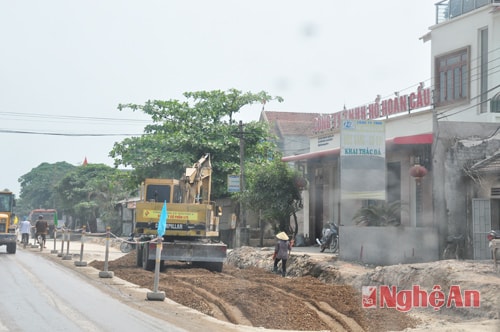 Bộ trưởng Đinh La Thăng biểu dương Nghệ An về công tác GPMB QL 1A