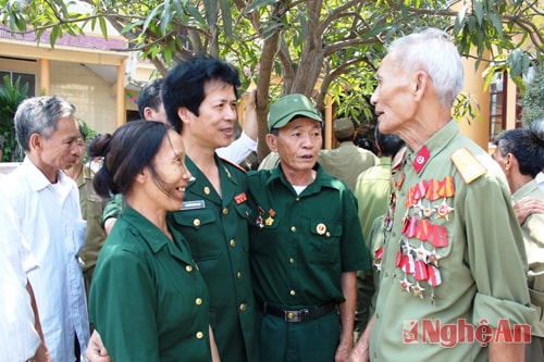 Sư đoàn Ô tô 571 gặp mặt truyền thống nhân dịp 30/4