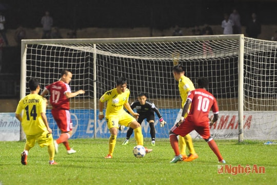 Buổi chiều buồn của SLNA