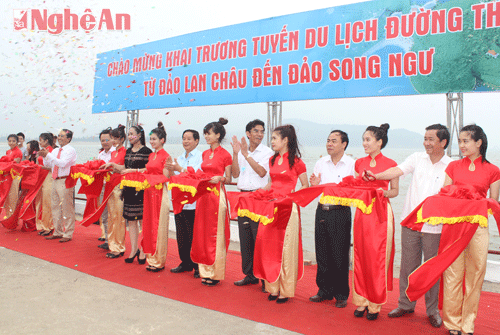 Cửa Lò: Khai trương tuyến du lịch đường thủy ra đảo Lan Châu- Song Ngư