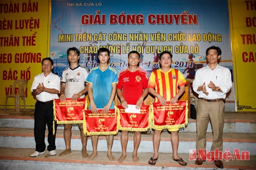 Giải bóng chuyền bãi biển Cửa Lò năm 2014