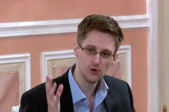 Edward Snowden sẽ tiếp tục tị nạn ở Nga thời gian tới