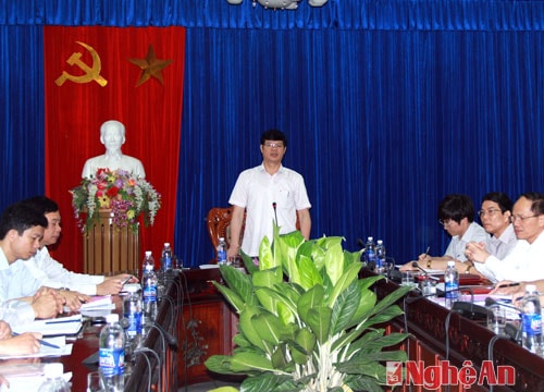 Xây dựng đề án nâng cao mức sống vùng miền Tây và ven biển