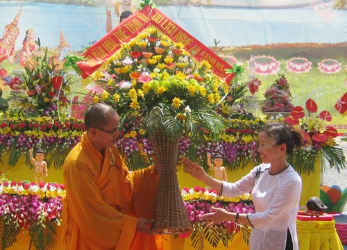 Chùa Bát Nhã  kỷ niệm đại lễ Phật Đản 2014