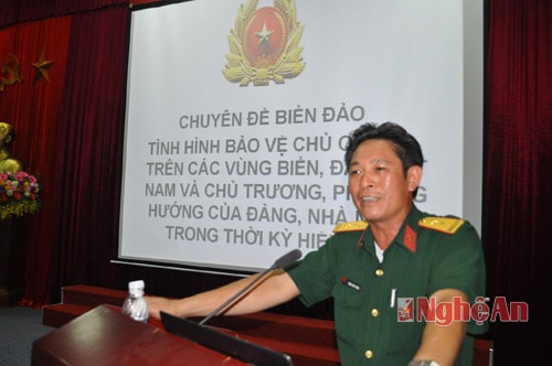 Trường ĐH Kinh tế Nghệ An: Phát động ủng hộ Vì biển đảo Tổ quốc