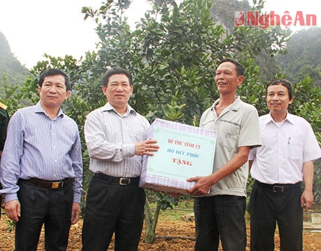 Phát huy tiềm năng đất đai, du lịch, xóa đói giảm nghèo bền vững