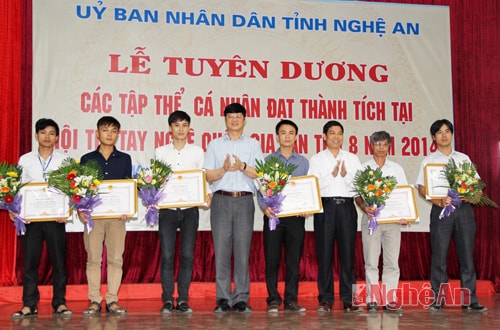 Tuyên dương thí sinh đạt giải cao tại Hội thi tay nghề toàn quốc 2014