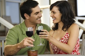 Rượu vang đỏ giúp cải thiện trí nhớ