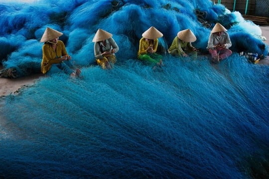 Việt Nam dự triển lãm ảnh về môi trường Atkins CIWEM tại London