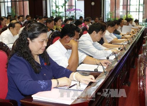 Công chứng viên phải chịu trách nhiệm đối với công chứng bản dịch giấy tờ