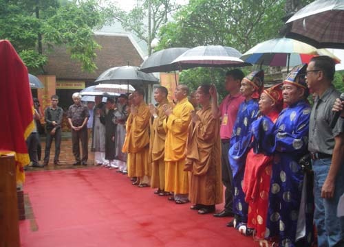 Linh thiêng Lễ xin lửa đúc tượng vàng Thánh Gióng