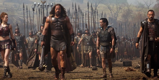 "The Rock" khoe cơ bắp cuồn cuộn trong Hercules