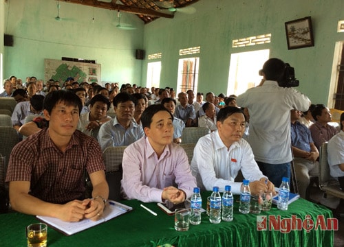 Đại biểu Quốc hội tiếp xúc cử tri tại xã Diễn Trường-Diễn Châu