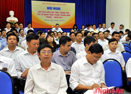 Hội nghị báo cáo viên trực tuyến toàn quốc