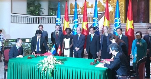 Chủ tịch ngân hàng Thế giới trực tiếp ký cho VN vay 876 triệu USD