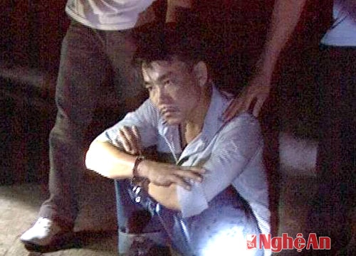 Bắt vụ vận chuyển 40 bánh hê rô in